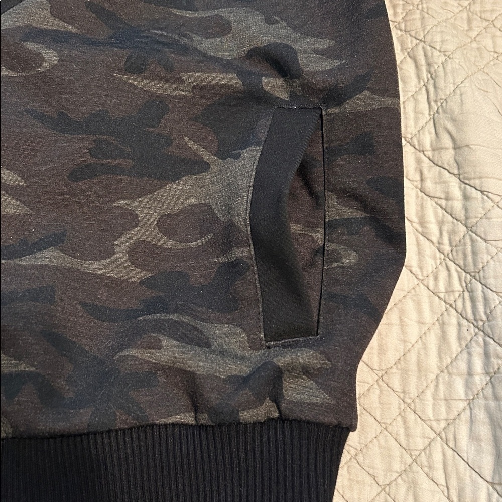 Liverpool Camouflage Bomber Jacket - Picture 8 of 13